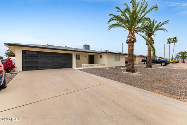 6740 E ADOBE Street, Mesa, AZ 85205