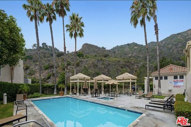 718 Palisades Drive, Pacific Palisades (los Angeles), CA 90272
