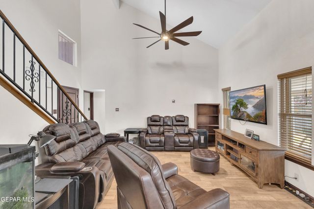 5727 Ty Cobb Place, El Paso, TX 79934