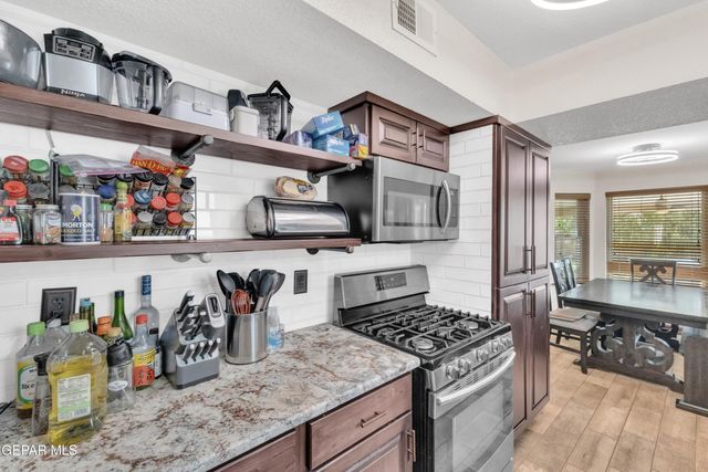 5727 Ty Cobb Place, El Paso, TX 79934