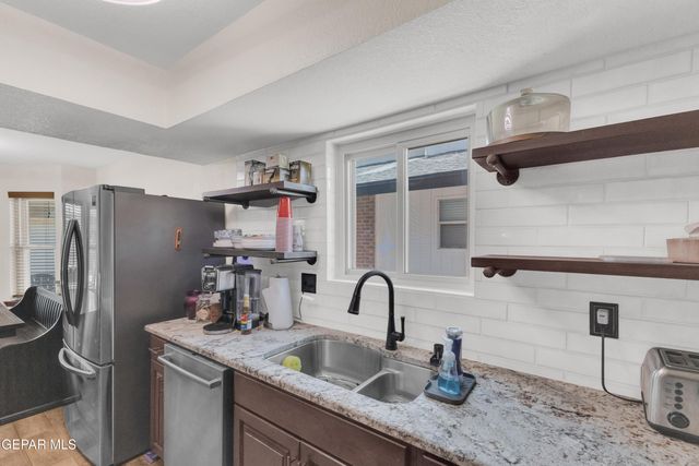 5727 Ty Cobb Place, El Paso, TX 79934