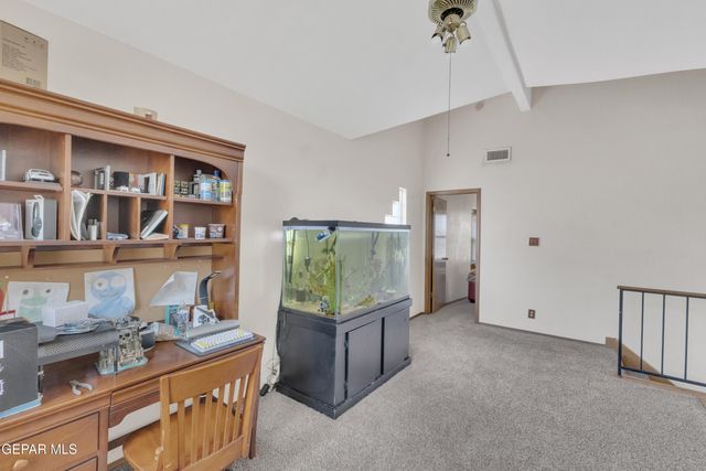 5727 Ty Cobb Place, El Paso, TX 79934