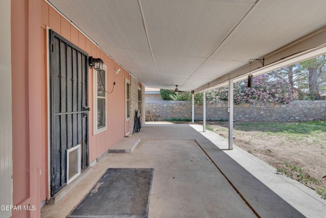 5727 Ty Cobb Place, El Paso, TX 79934