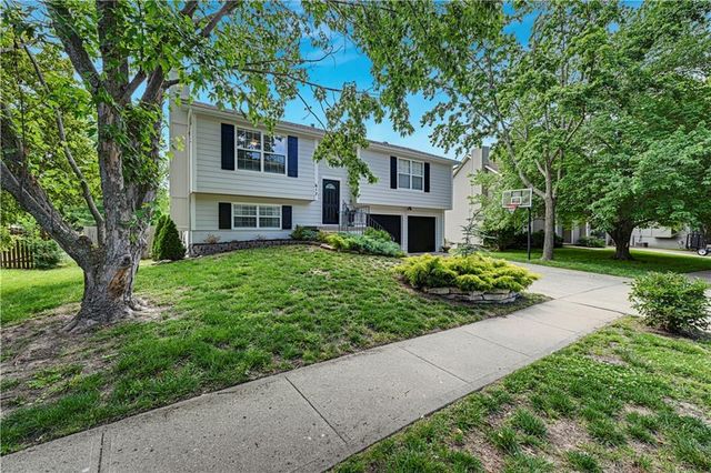 617 N Cedar Street, Gardner, KS 66030