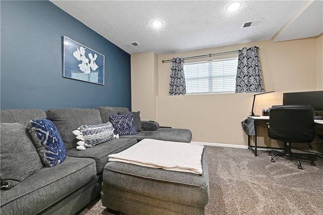 617 N Cedar Street, Gardner, KS 66030