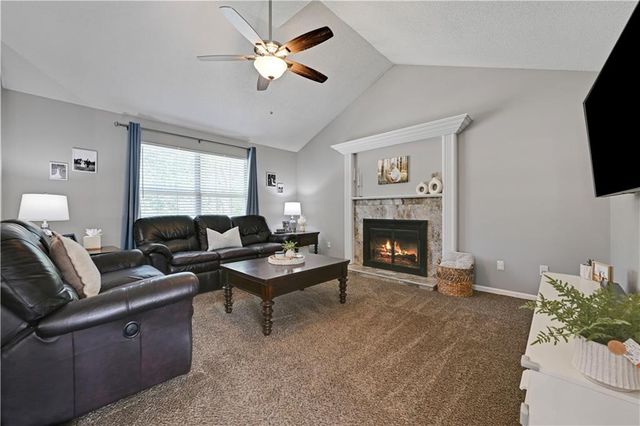 617 N Cedar Street, Gardner, KS 66030