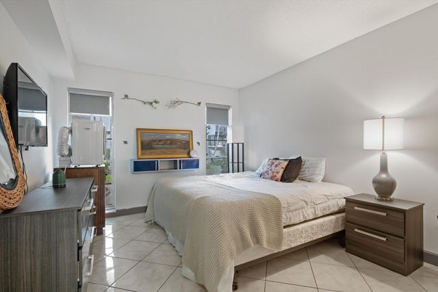 2 Greenway Village N 109, Royal Palm Beach, FL 33411