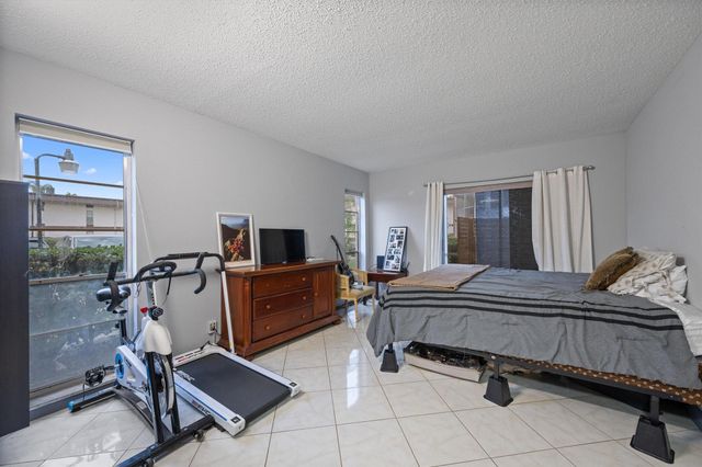 2 Greenway Village N 109, Royal Palm Beach, FL 33411