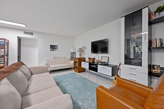 2 Greenway Village N 109, Royal Palm Beach, FL 33411