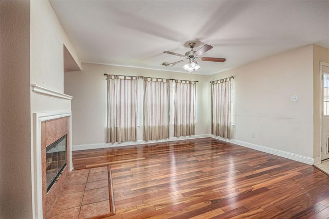 7911 Forest Stone Street, Baytown, TX 77523