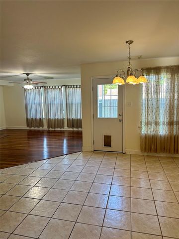 7911 Forest Stone Street, Baytown, TX 77523
