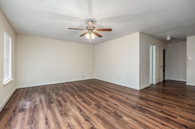 7911 Forest Stone Street, Baytown, TX 77523