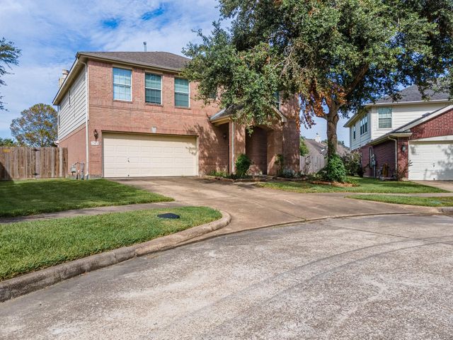 7911 Forest Stone Street, Baytown, TX 77523