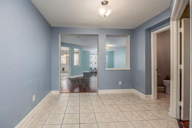 7911 Forest Stone Street, Baytown, TX 77523