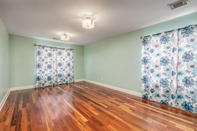 7911 Forest Stone Street, Baytown, TX 77523