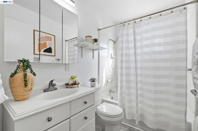 40140 Urban St, Fremont, CA 94538