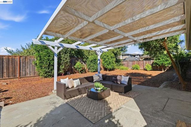 40140 Urban St, Fremont, CA 94538