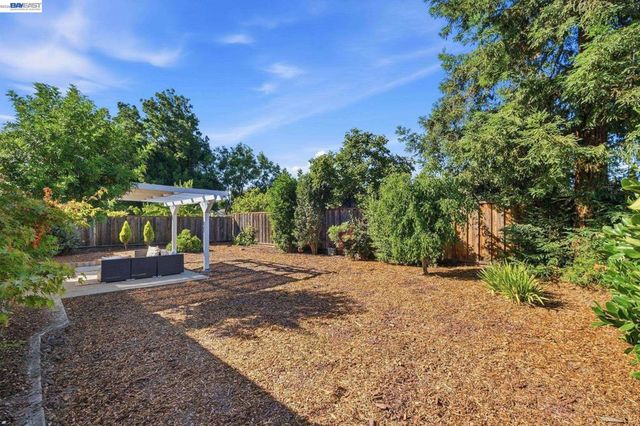 40140 Urban St, Fremont, CA 94538