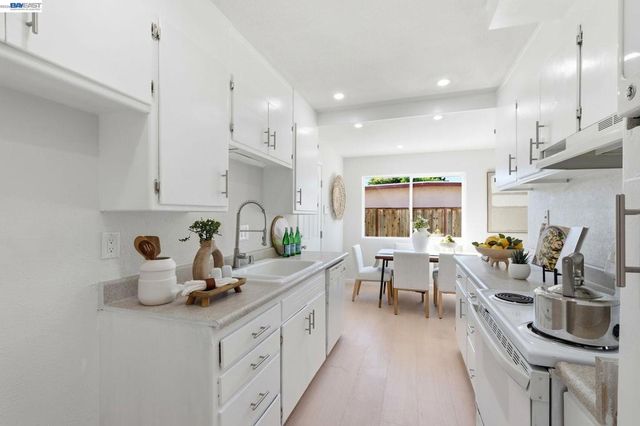 40140 Urban St, Fremont, CA 94538