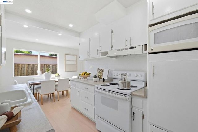 40140 Urban St, Fremont, CA 94538
