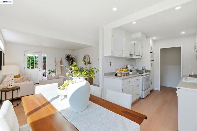 40140 Urban St, Fremont, CA 94538