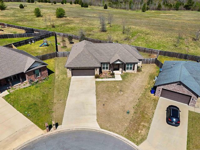 14 Cobalt Cove, Greenbrier, AR 72058