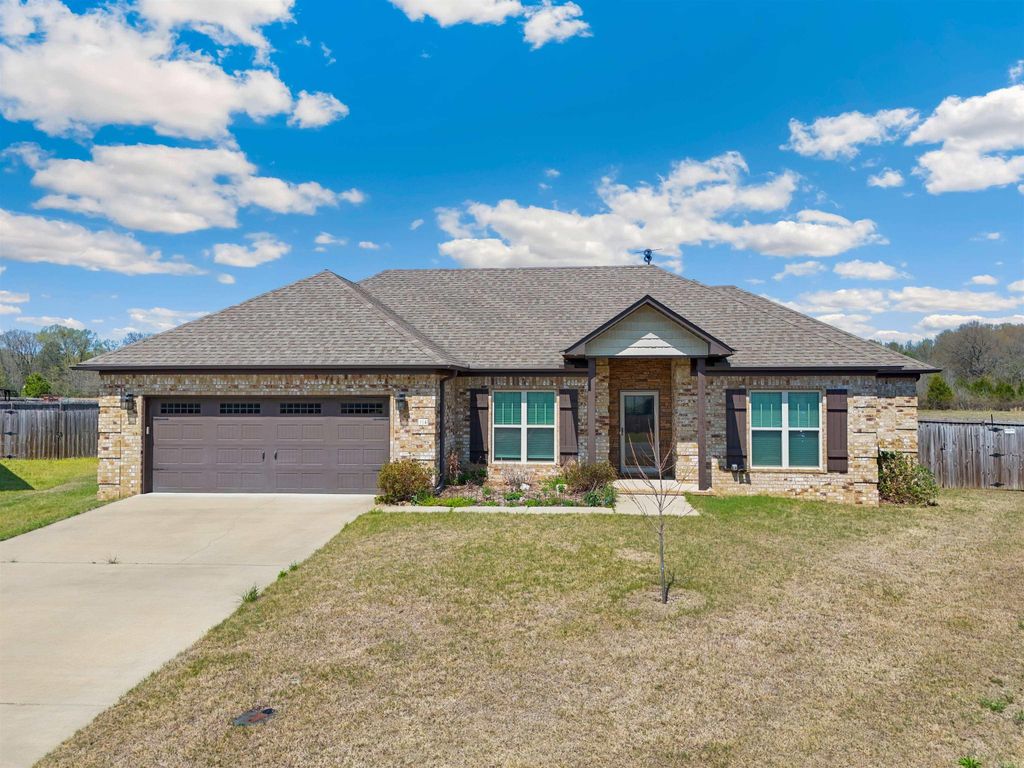 14 Cobalt Cove, Greenbrier, AR 72058