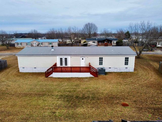 105 Vineyard Trace, Byron, GA 31008