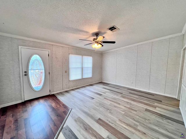 105 Vineyard Trace, Byron, GA 31008