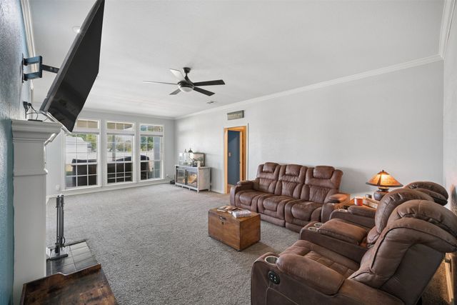 10887 E Canyon Oaks Road, Claremore, OK 74017