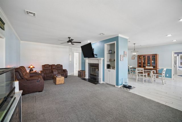 10887 E Canyon Oaks Road, Claremore, OK 74017