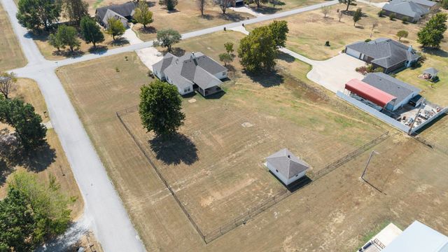 10887 E Canyon Oaks Road, Claremore, OK 74017