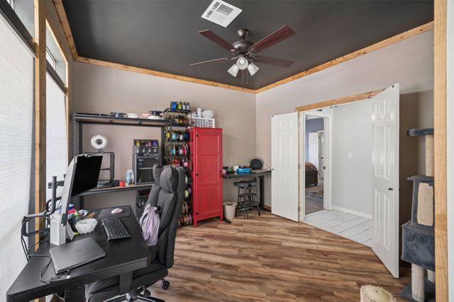 10887 E Canyon Oaks Road, Claremore, OK 74017