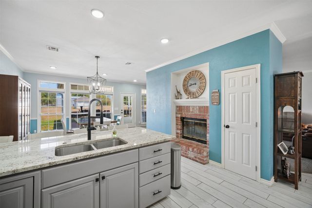 10887 E Canyon Oaks Road, Claremore, OK 74017