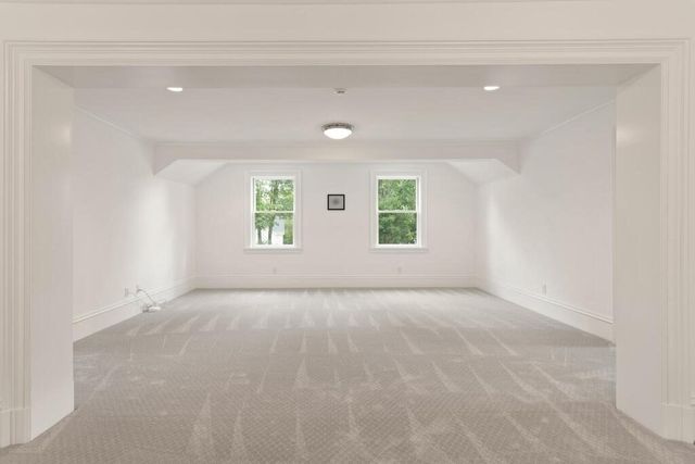 4 Eliot Rd, Lexington, MA 02421