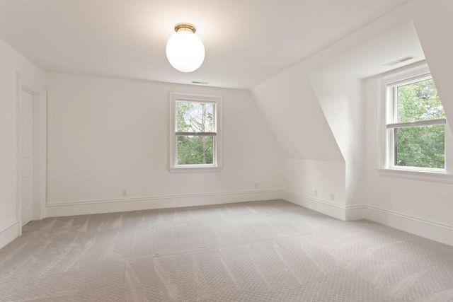 4 Eliot Rd, Lexington, MA 02421