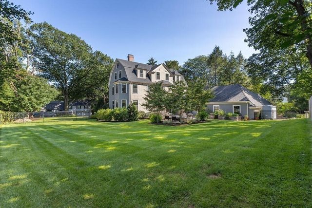4 Eliot Rd, Lexington, MA 02421
