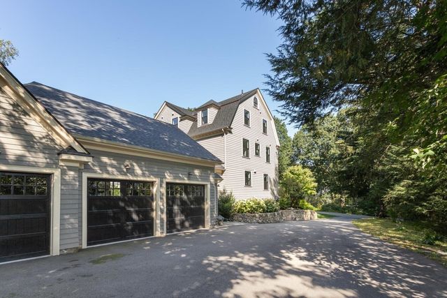 4 Eliot Rd, Lexington, MA 02421