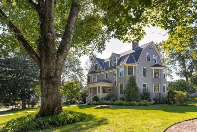 4 Eliot Rd, Lexington, MA 02421