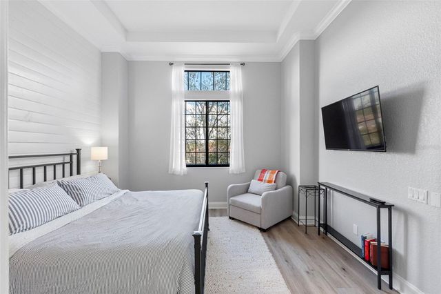 6031 BOWEN DANIEL DRIVE 105, Tampa, FL 33616