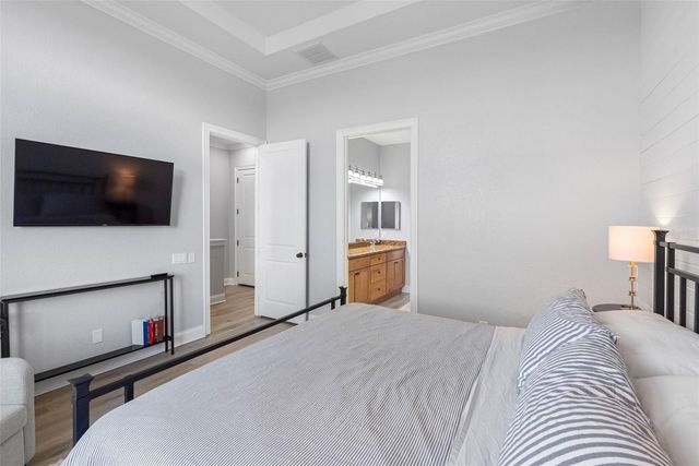 6031 BOWEN DANIEL DRIVE 105, Tampa, FL 33616