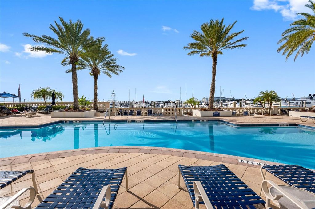 Image 3 of property listing at 6031 BOWEN DANIEL DRIVE 105, Tampa, FL 33616