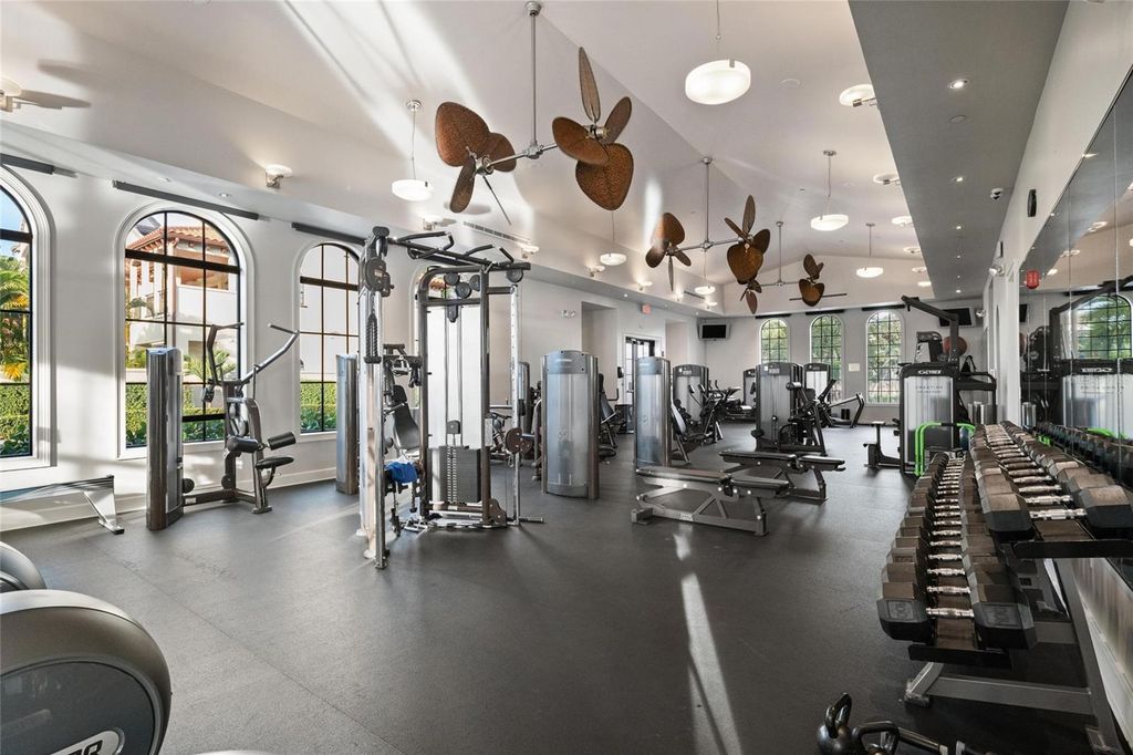 Image 59 of property listing at 6031 BOWEN DANIEL DRIVE 105, Tampa, FL 33616