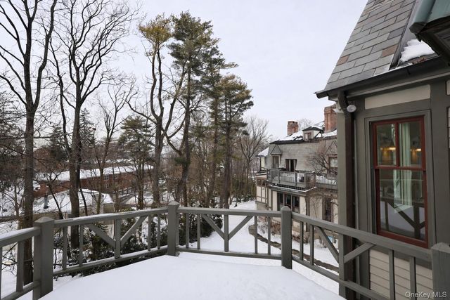 16 Clinton Avenue, Dobbs Ferry, NY 10522