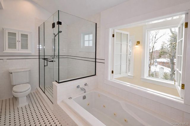 16 Clinton Avenue, Dobbs Ferry, NY 10522