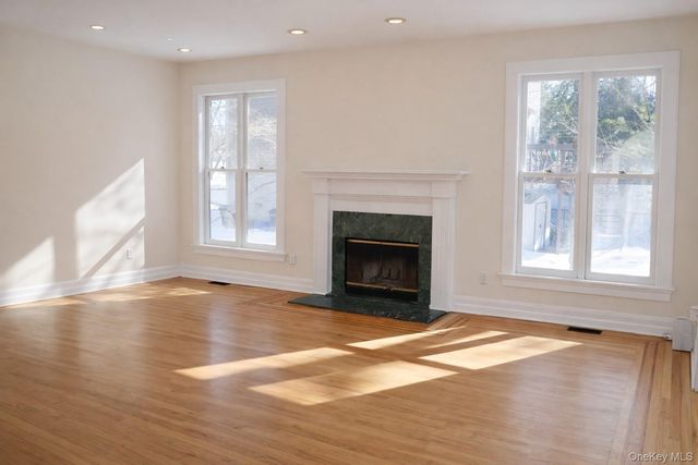 16 Clinton Avenue, Dobbs Ferry, NY 10522