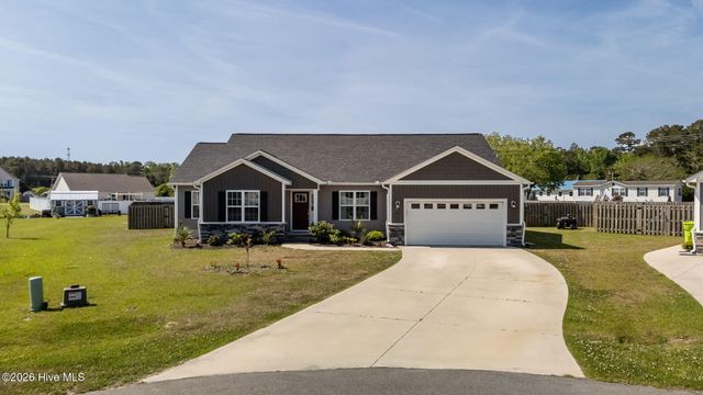 111 Kettle Drive, Havelock, NC 28532