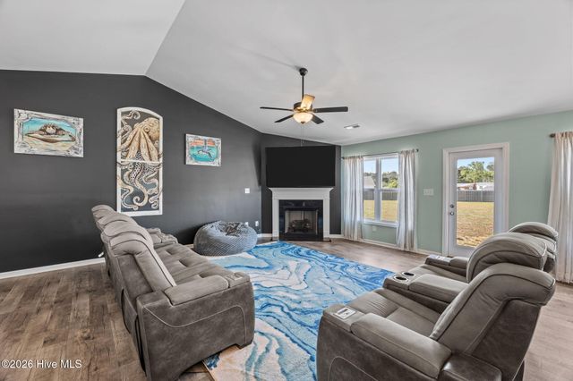 111 Kettle Drive, Havelock, NC 28532