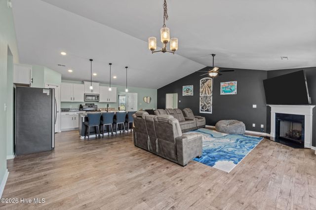 111 Kettle Drive, Havelock, NC 28532