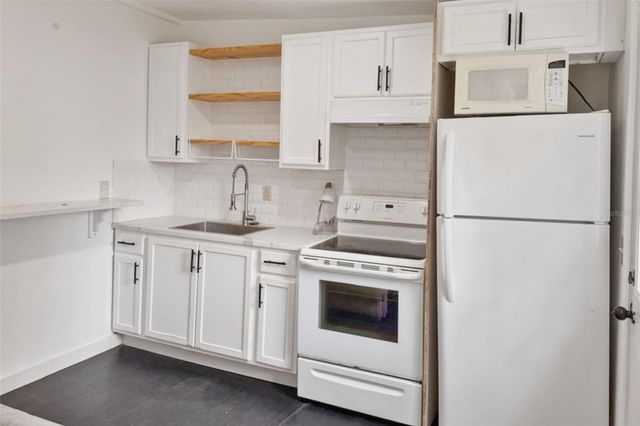 5521 SHARON AVENUE, Intercession City, FL 33848